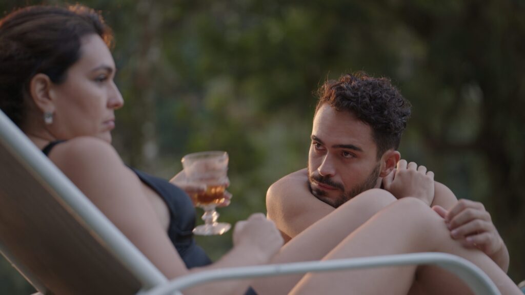 Entre o Silêncio e o Perigo